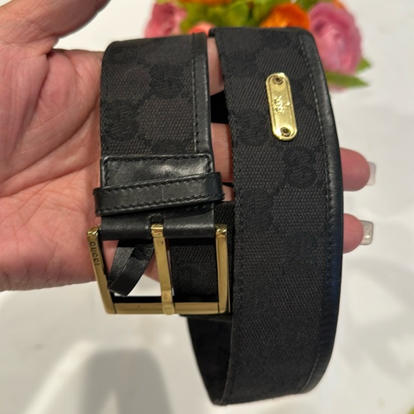 Authentic Gucci belt - Picture 1 of 11